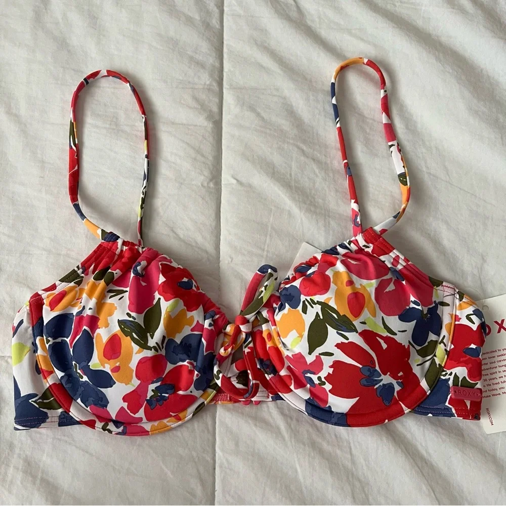 brand new Roxy swimsuit - Picture 6 of 8